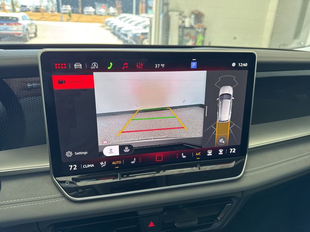 New 2026 Volkswagen Tiguan SE AWD/4WD image 9