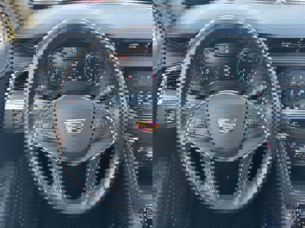 Used 2021 Cadillac XT5 Luxury image 6