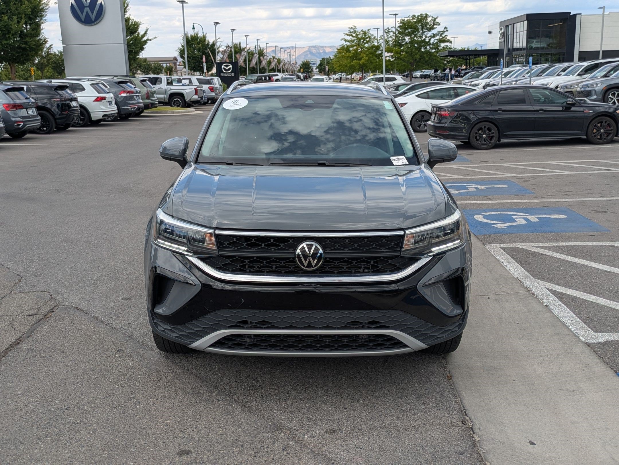 Certified 2024 Volkswagen Taos SE AWD/4WD image 12