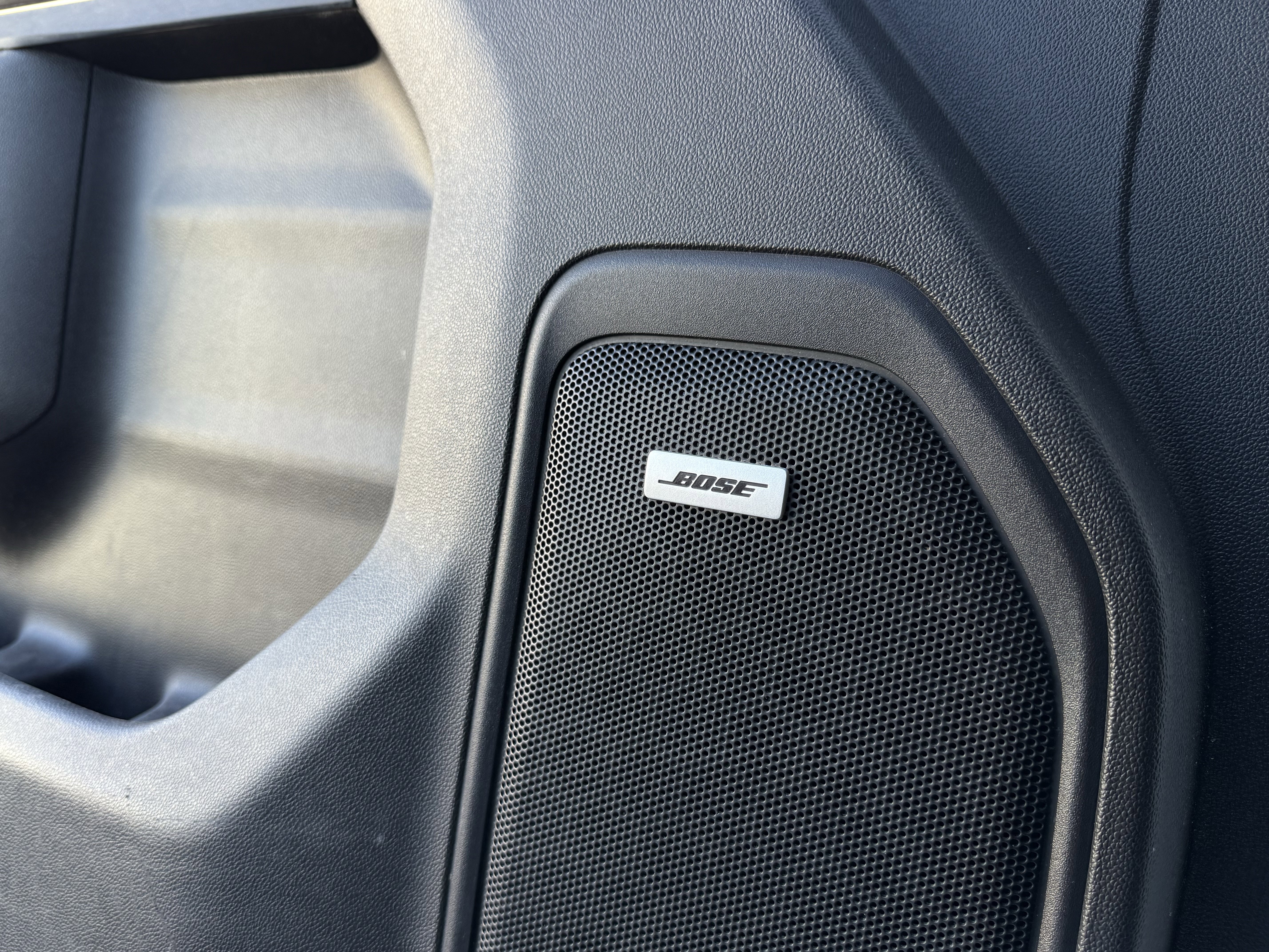 Used 2020 GMC Sierra 2500 SLT w/ SLT Premium Plus Package image 23