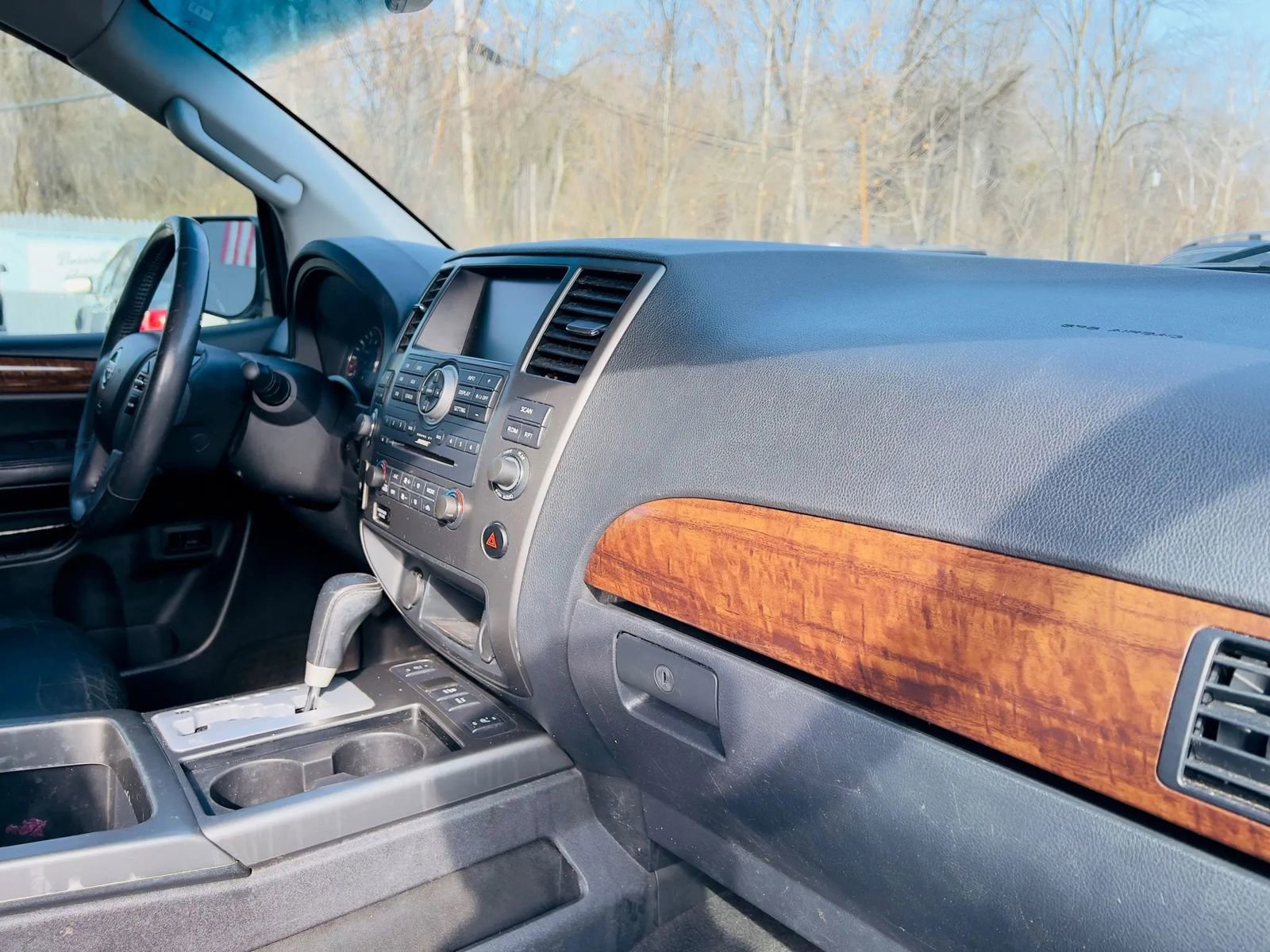 Used 2014 Nissan Armada SL image 14