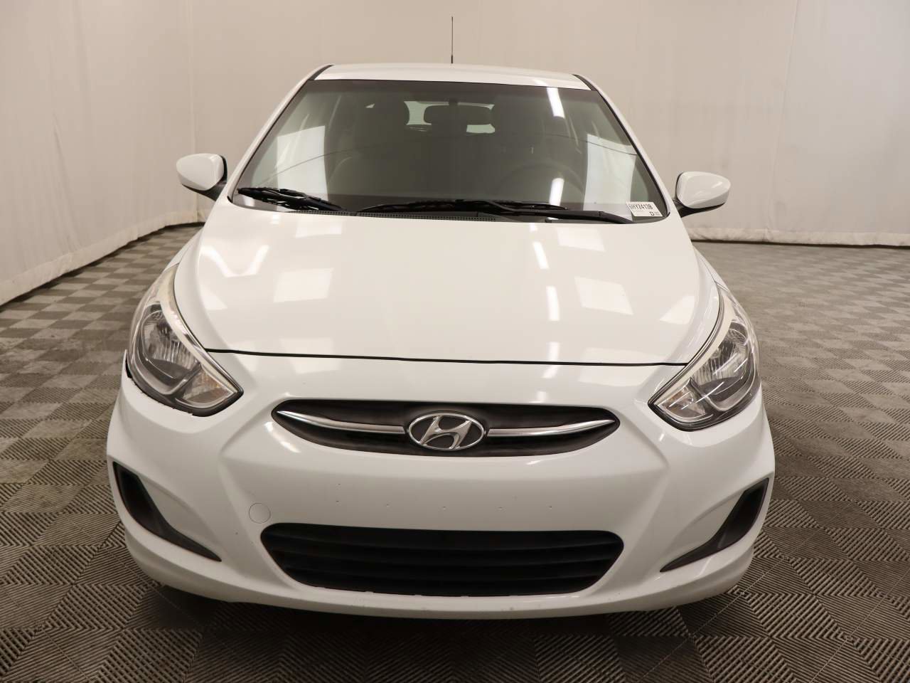 Used 2017 Hyundai Accent SE FWD image 4