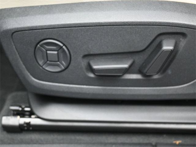 Certified 2025 Audi Q3 2.0T Premium w/ Convenience Package image 10