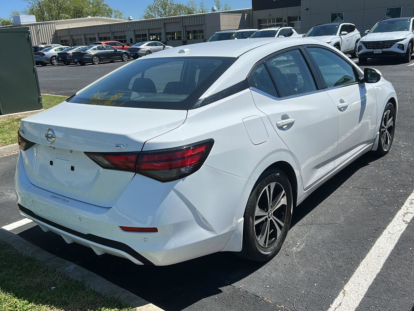 Used 2023 Nissan Sentra SV w/ All-Weather Package FWD image 4