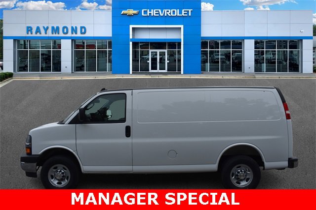 New 2025 Chevrolet Express 2500 w/ Driver Convenience Package image 6