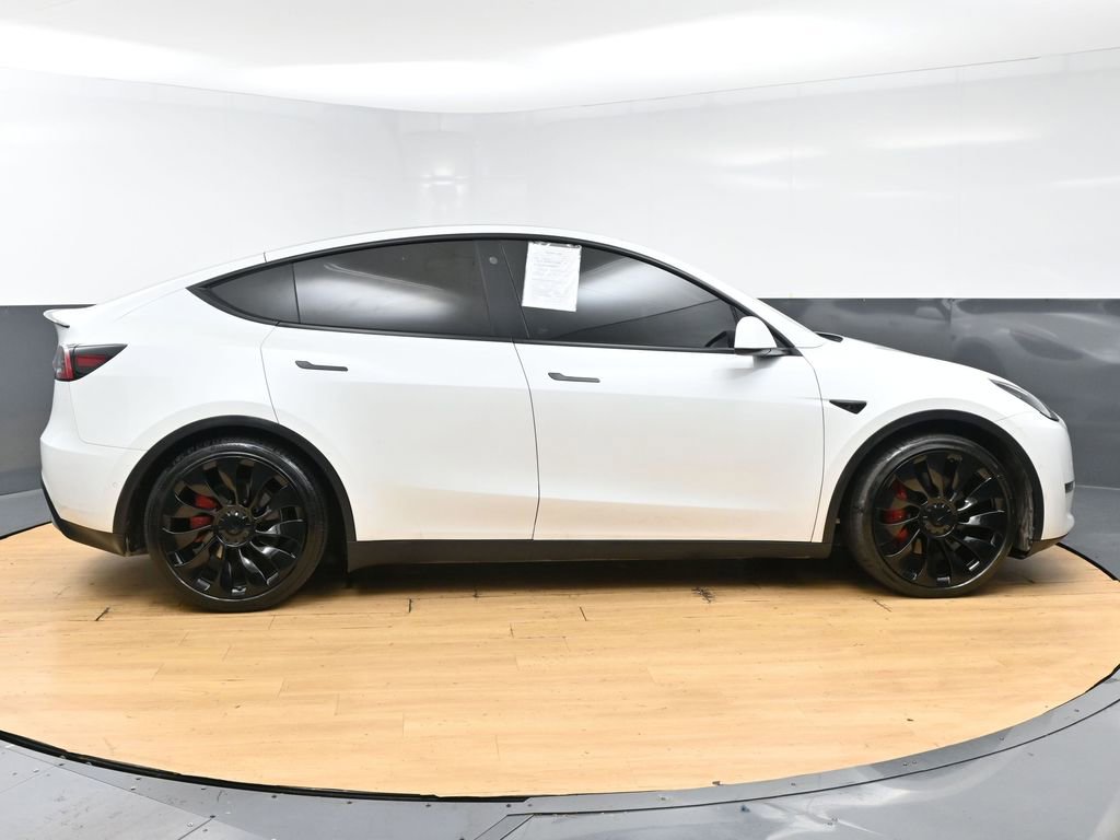 Used 2022 Tesla Model Y Performance AWD/4WD image 7