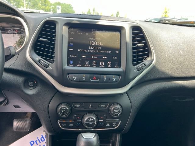 Used 2014 Jeep Cherokee Limited w/ Technology Group FWD image 16