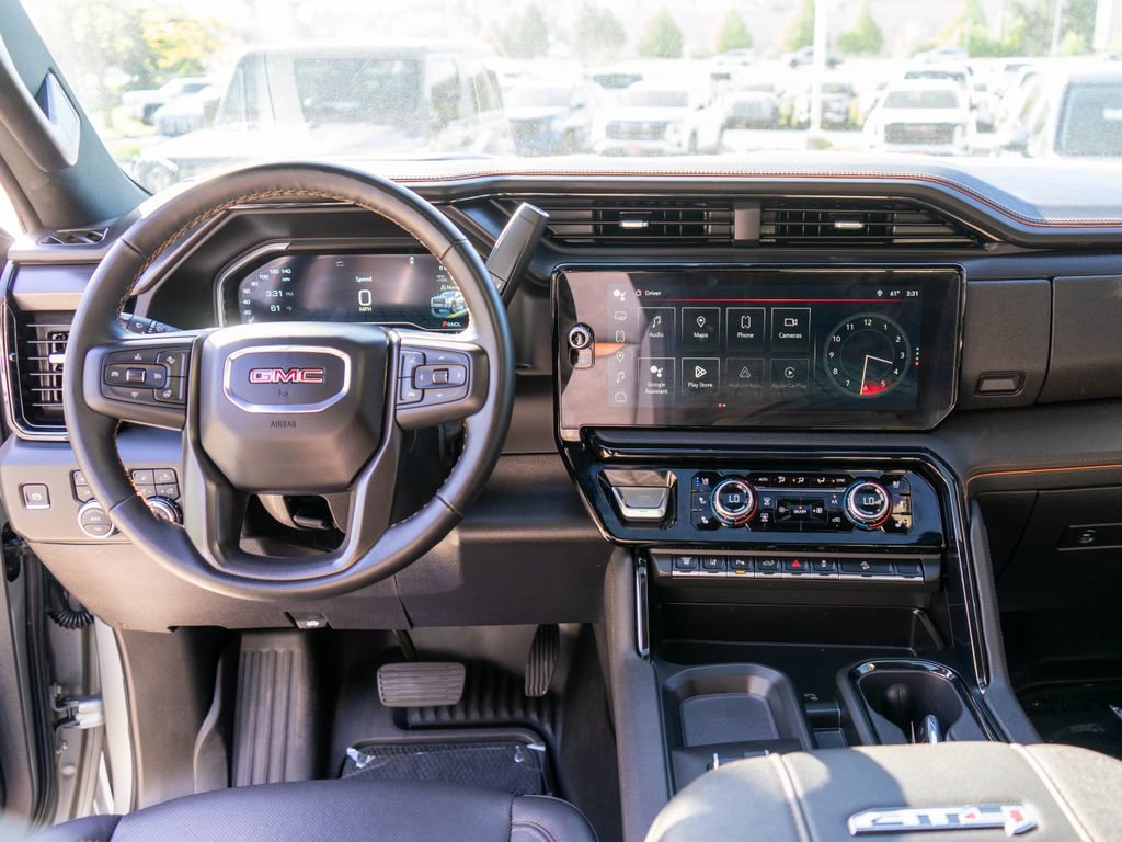 Used 2025 GMC Sierra 3500 AT4 w/ AT4 Premium Plus Package AWD/4WD image 16