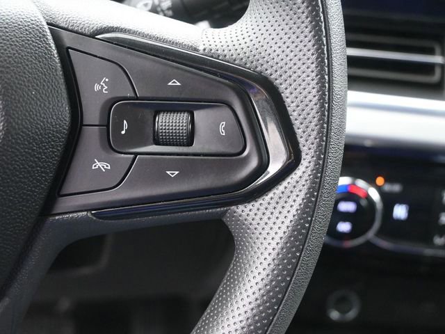 Used 2025 Chevrolet Trax LT image 31