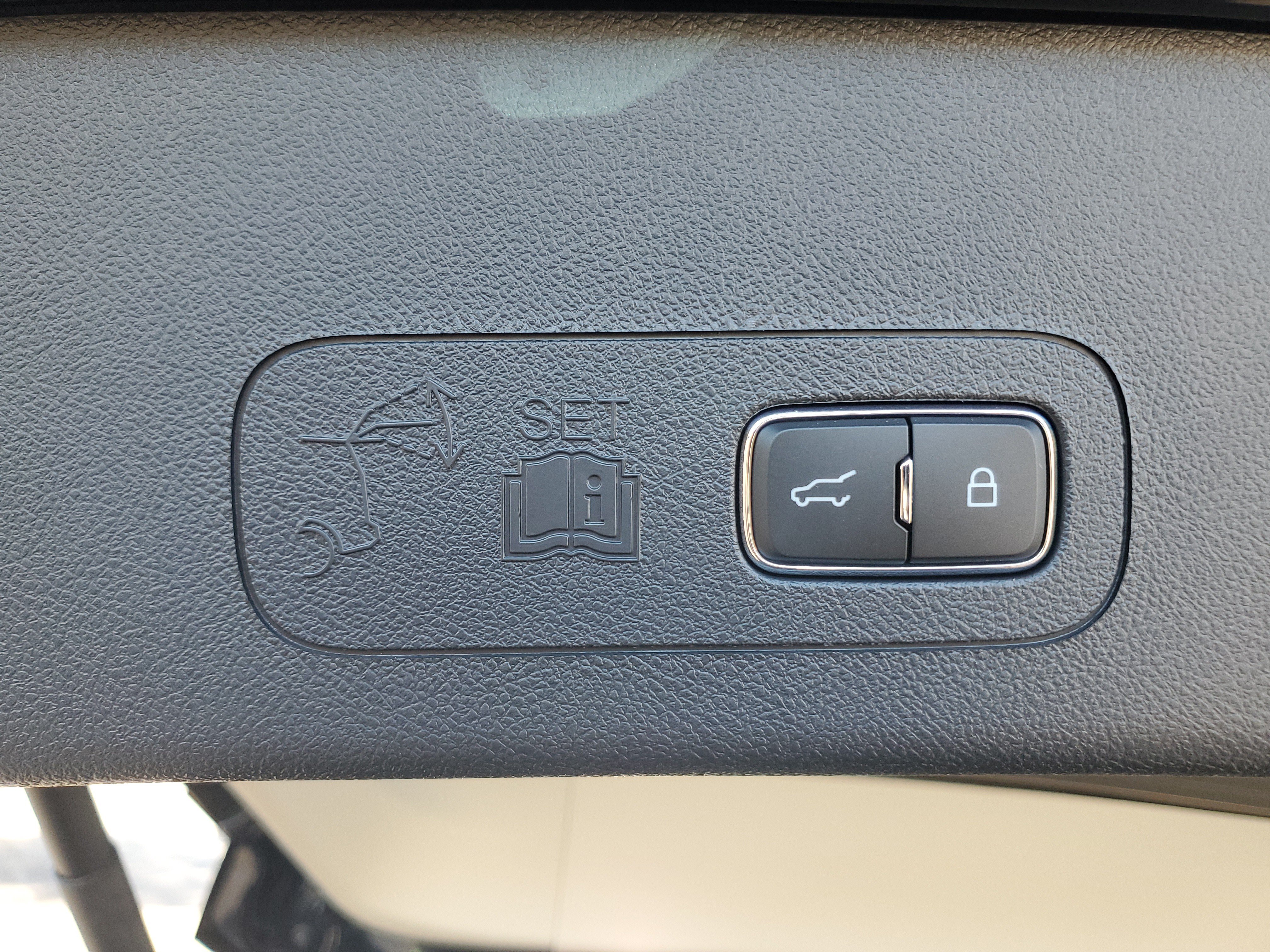 New 2026 Lincoln Aviator Reserve w/ Jet Appearance Package AWD/4WD image 31