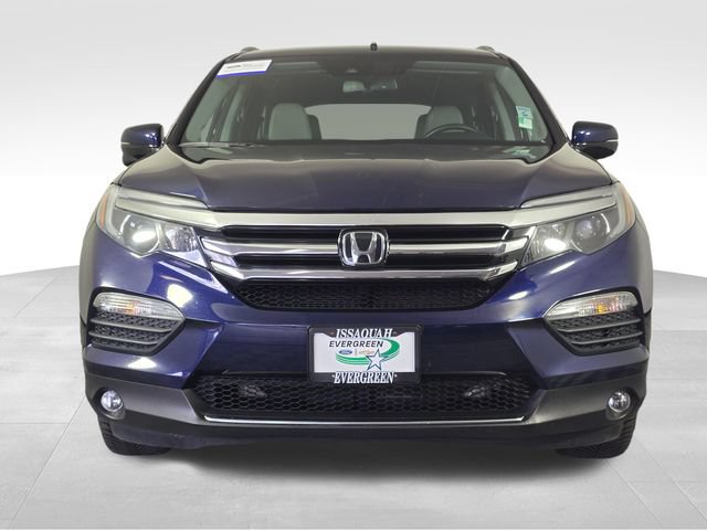 Used 2018 Honda Pilot Touring image 2