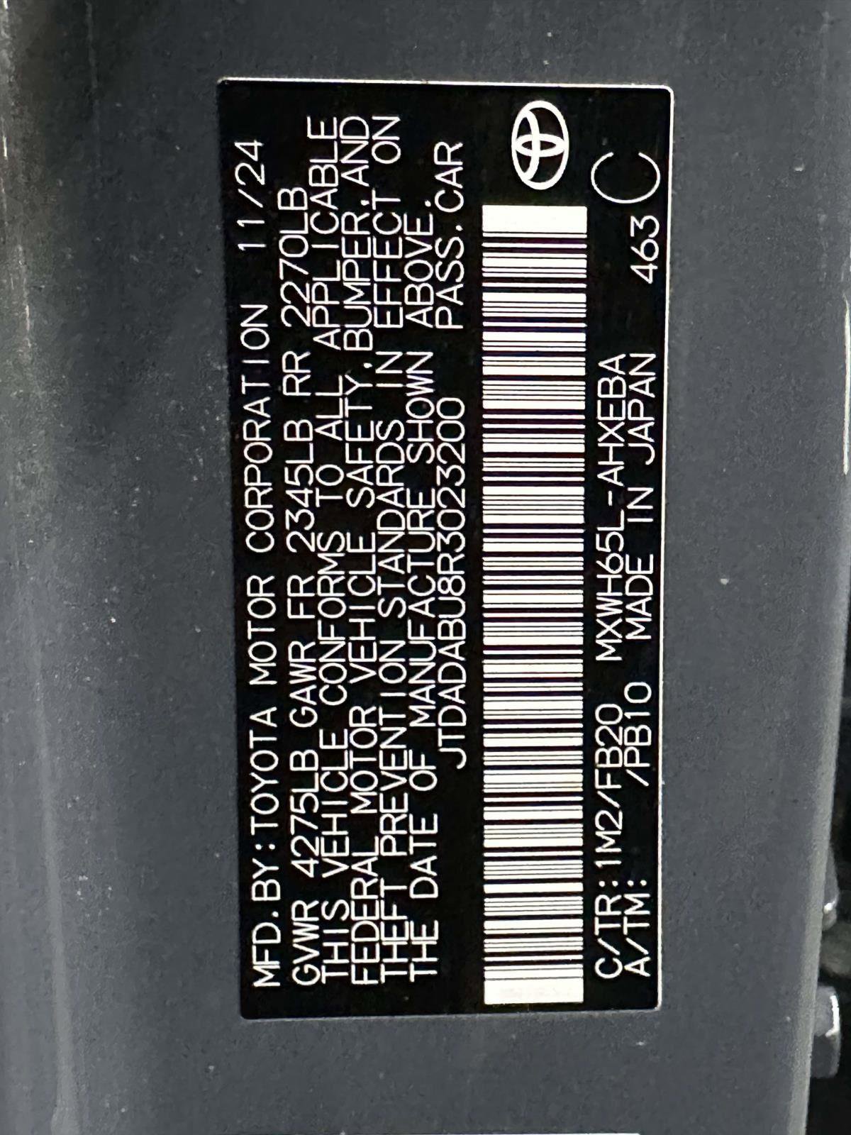 Used 2024 Toyota Prius LE AWD/4WD image 33