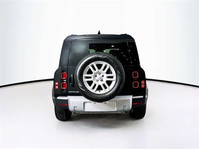 Used 2025 Land Rover Defender 110 S image 6