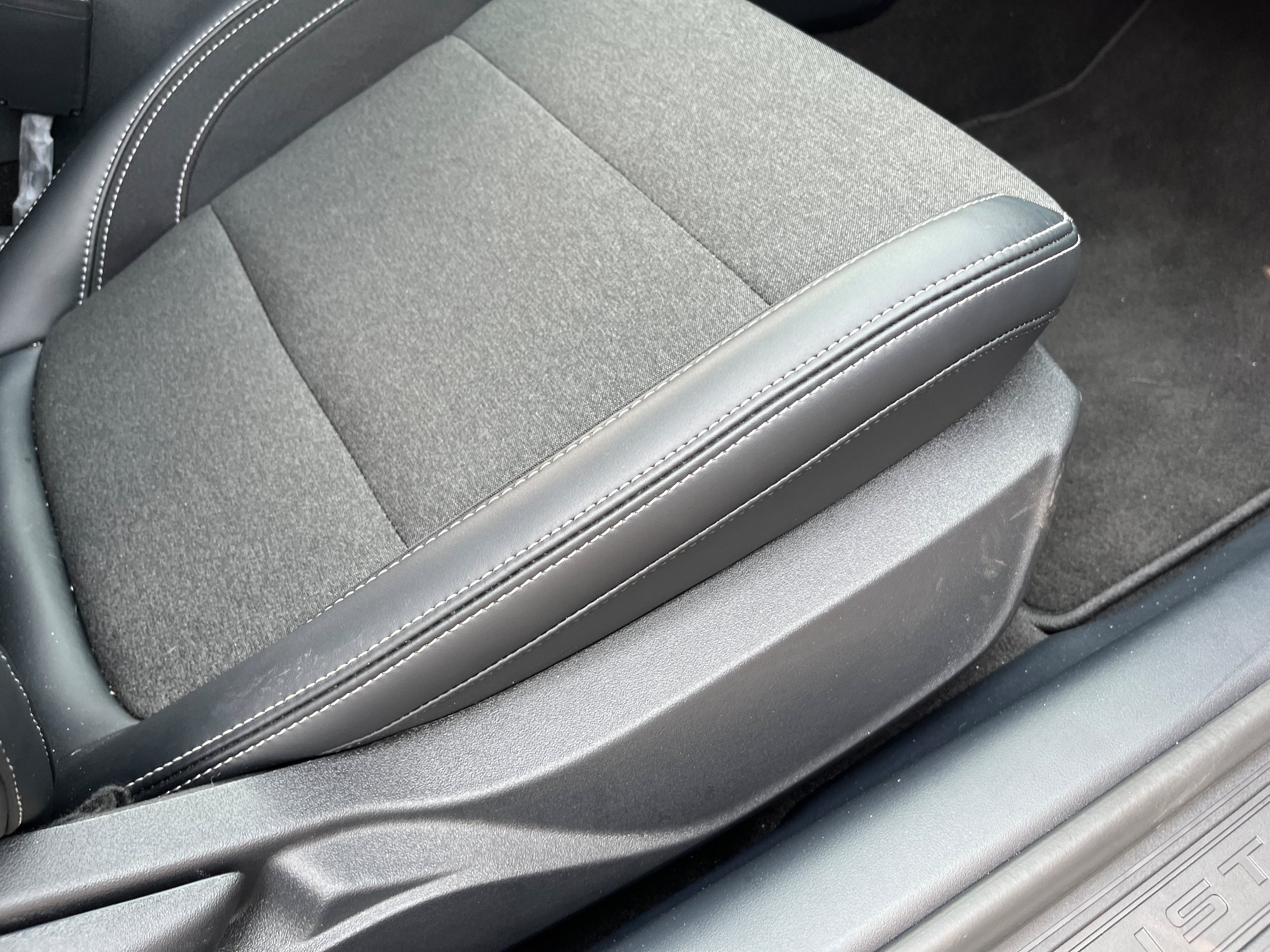 Used 2024 Ford Mustang GT RWD image 17