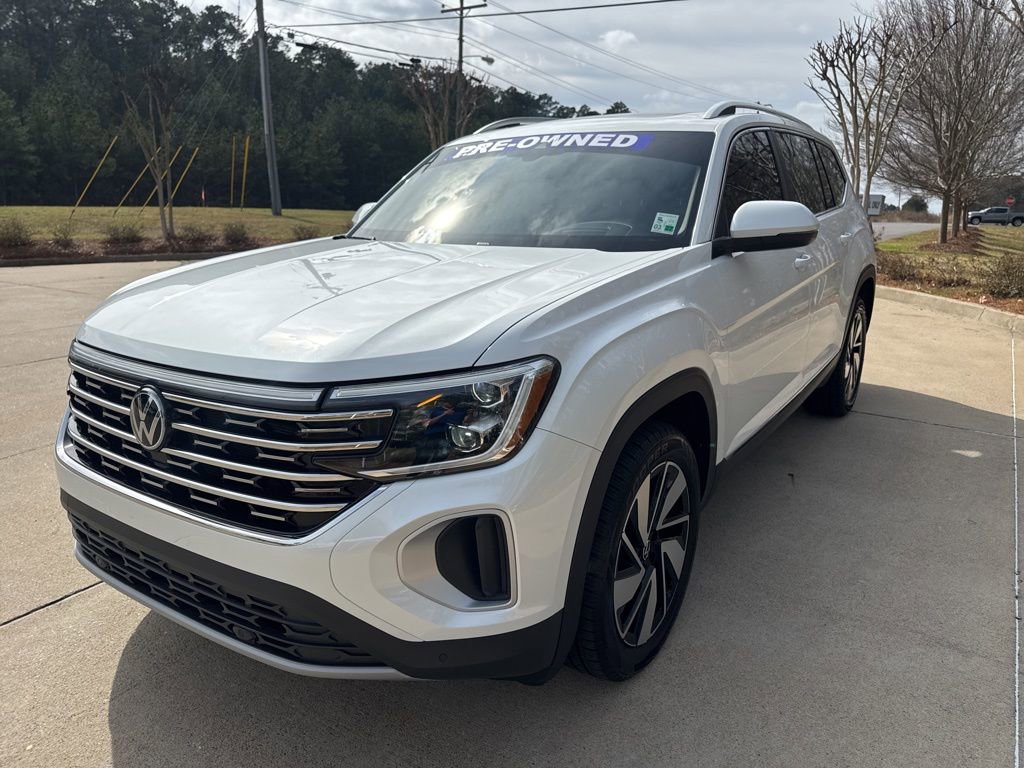 Used 2024 Volkswagen Atlas SEL image 11