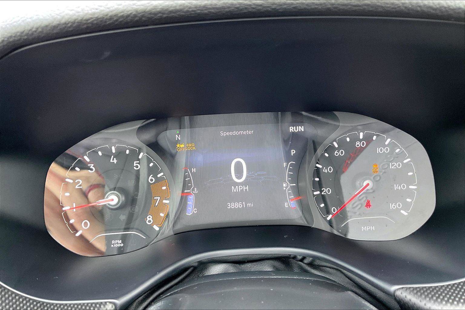 Used 2024 Jeep Compass Trailhawk image 21