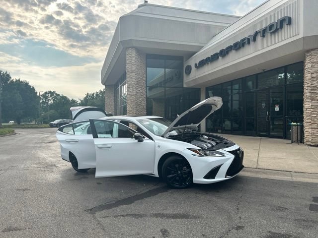 Used 2025 Lexus ES 350 F Sport FWD image 9