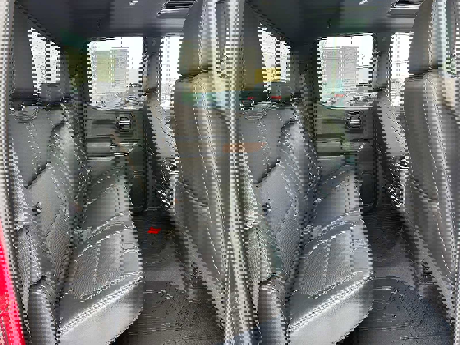 Used 2020 Chevrolet Silverado 1500 High Country w/ Technology Package image 12