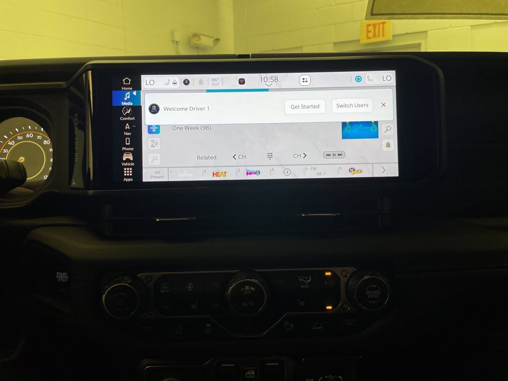 New 2026 Jeep Gladiator Rubicon AWD/4WD image 12