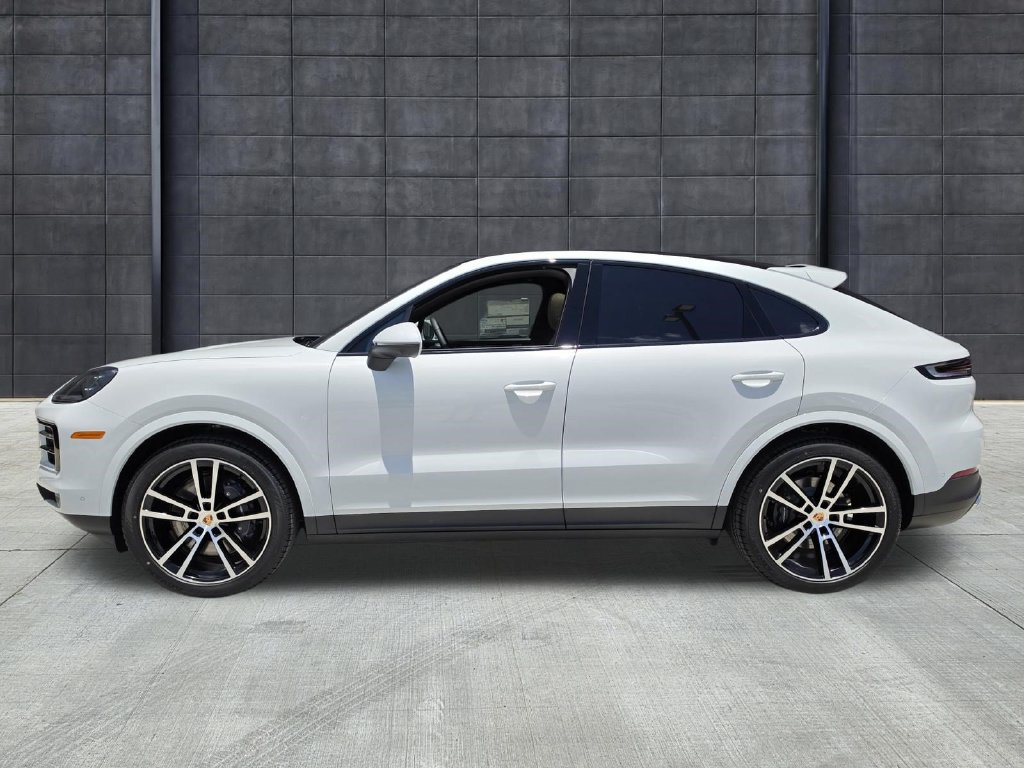 New 2026 Porsche Cayenne Coupe AWD/4WD image 2