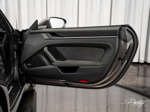 Used 2024 Porsche 911 Carrera GTS RWD image 25