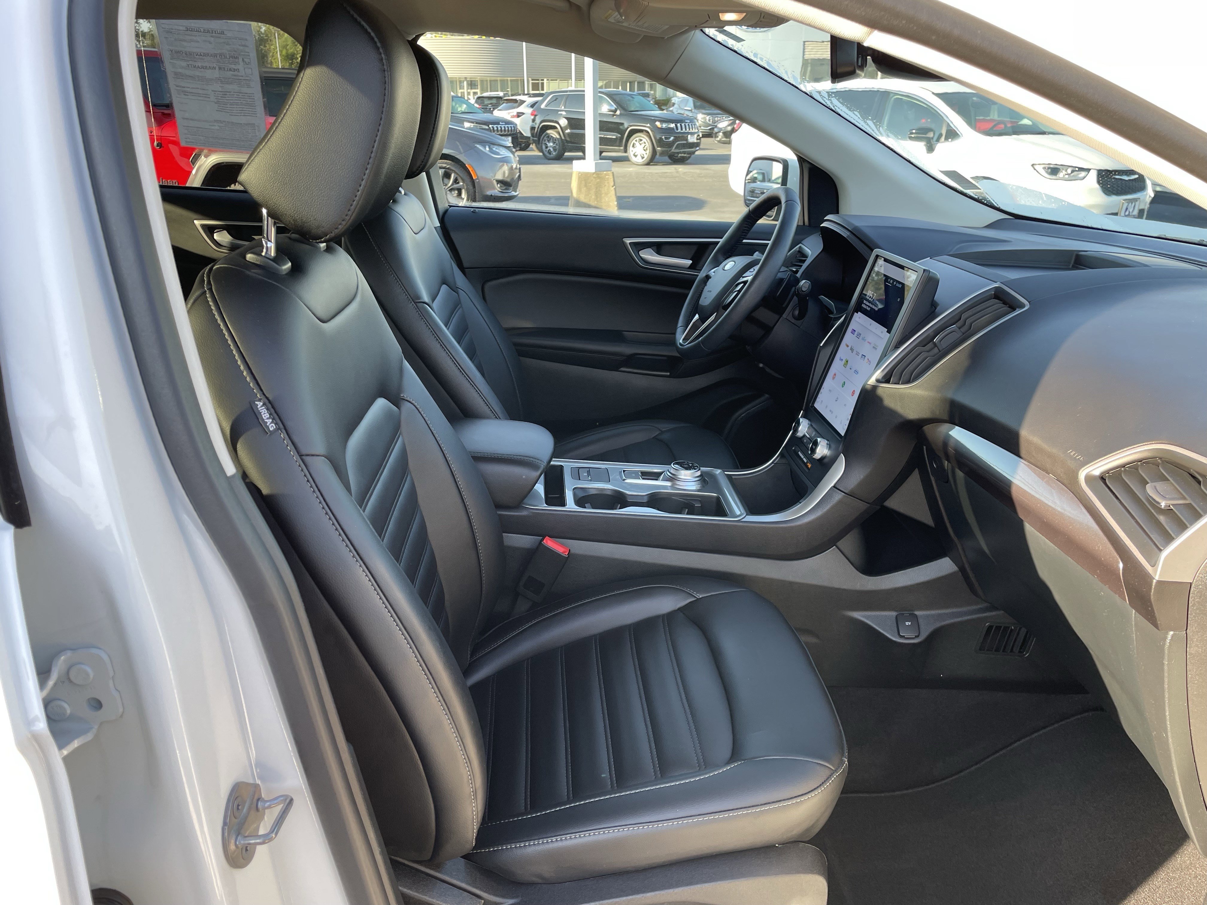 Used 2024 Ford Edge SEL w/ Convenience Package image 36