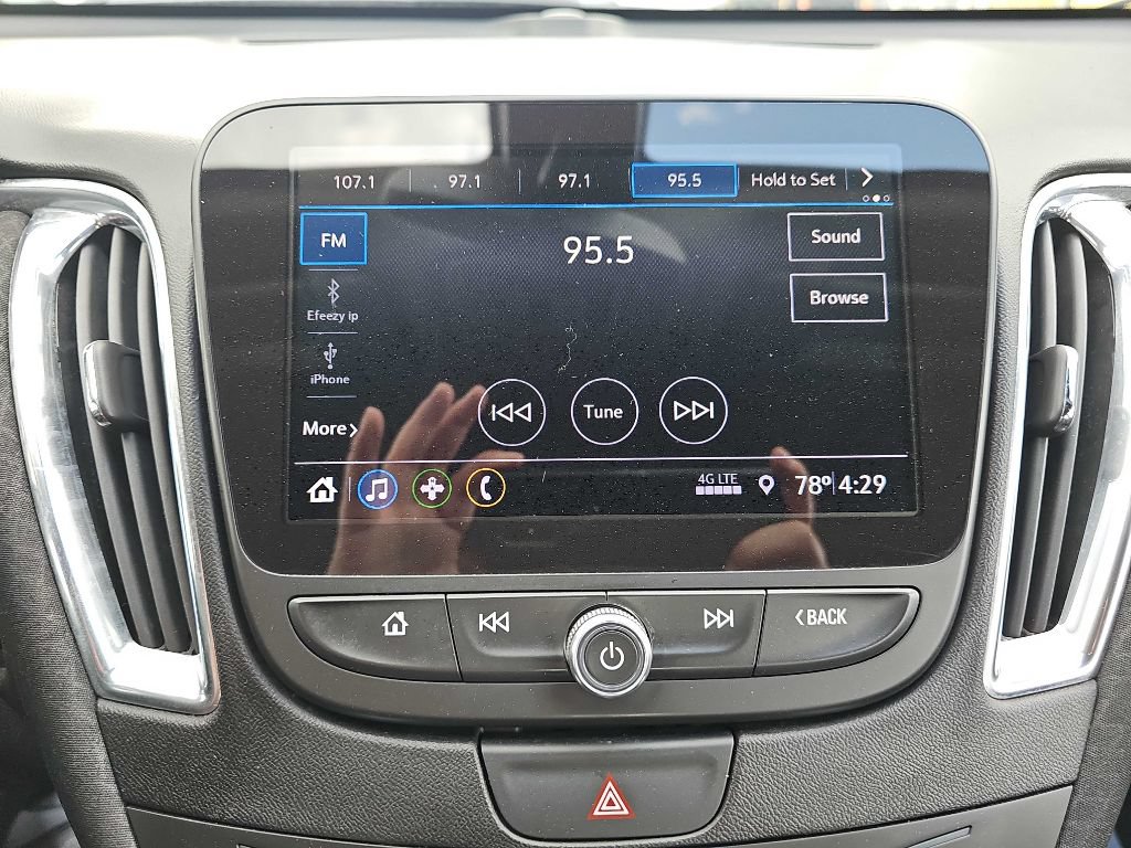 Used 2019 Chevrolet Malibu LT FWD image 35