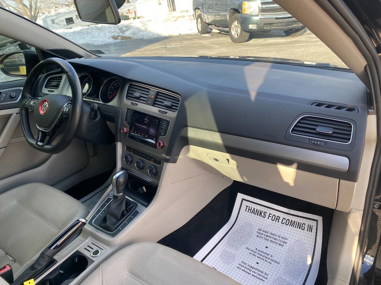 Used 2015 Volkswagen Golf TDI SE image 31