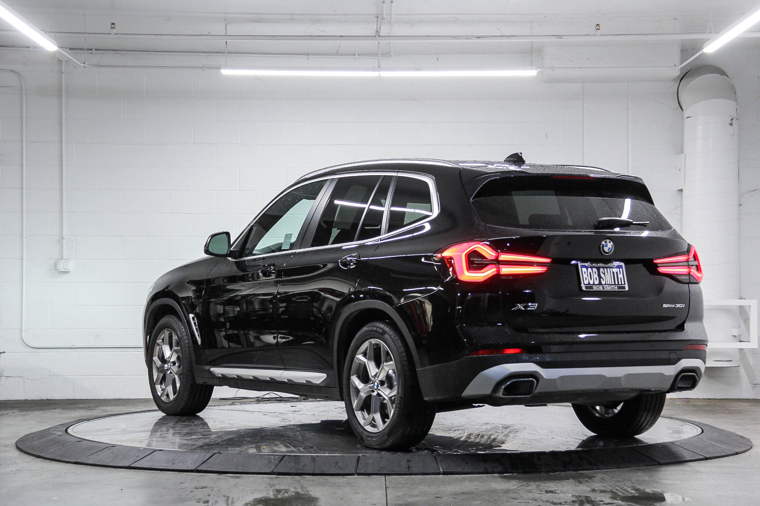 Used 2022 BMW X3 sDrive30i w/ Convenience Package image 4