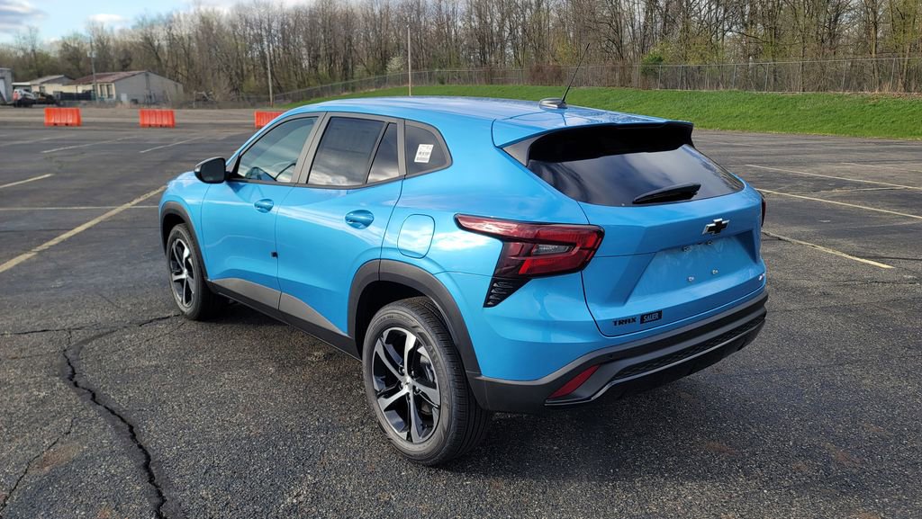 New 2026 Chevrolet Trax RS image 9