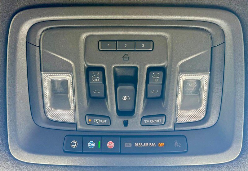 Used 2024 GMC Sierra 2500 Denali Ultimate AWD/4WD image 32