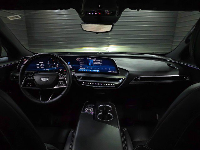 Used 2025 Cadillac Lyriq Luxury w/ LPO, Floor Liner Package image 11