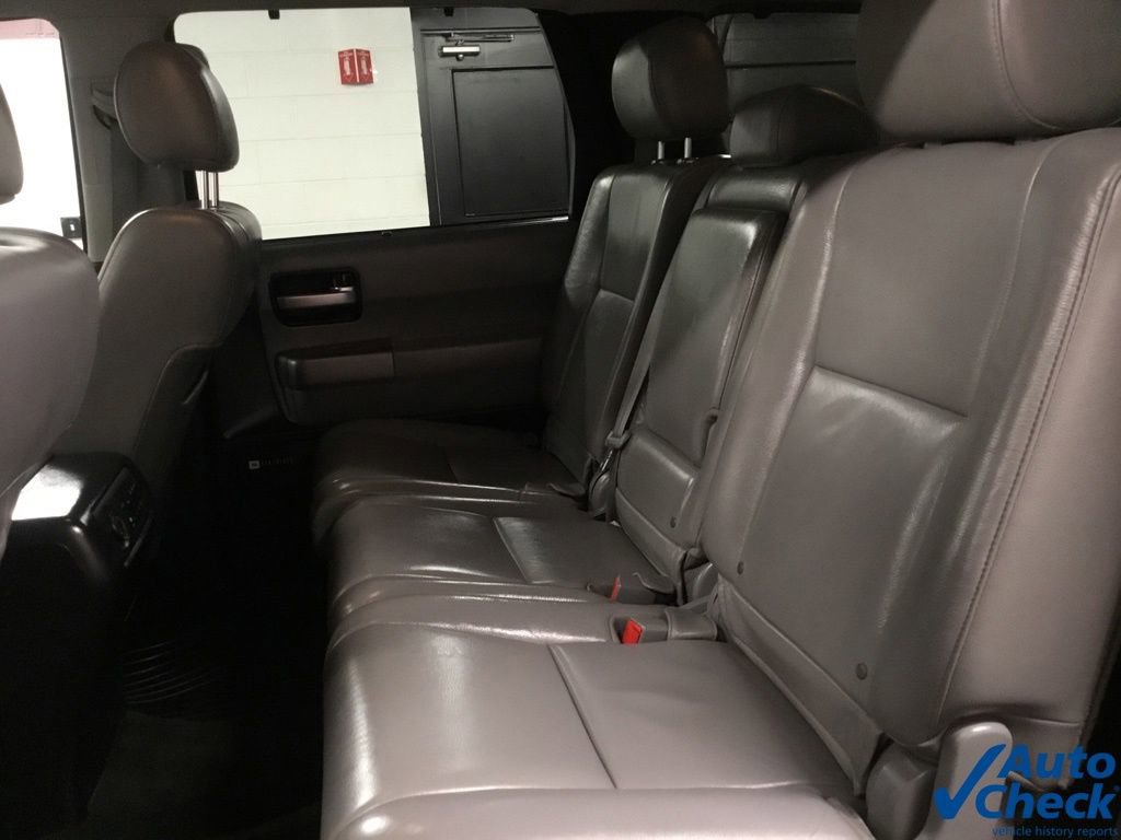 Used 2016 Toyota Sequoia Limited w/ Safety & Convenience Package image 42
