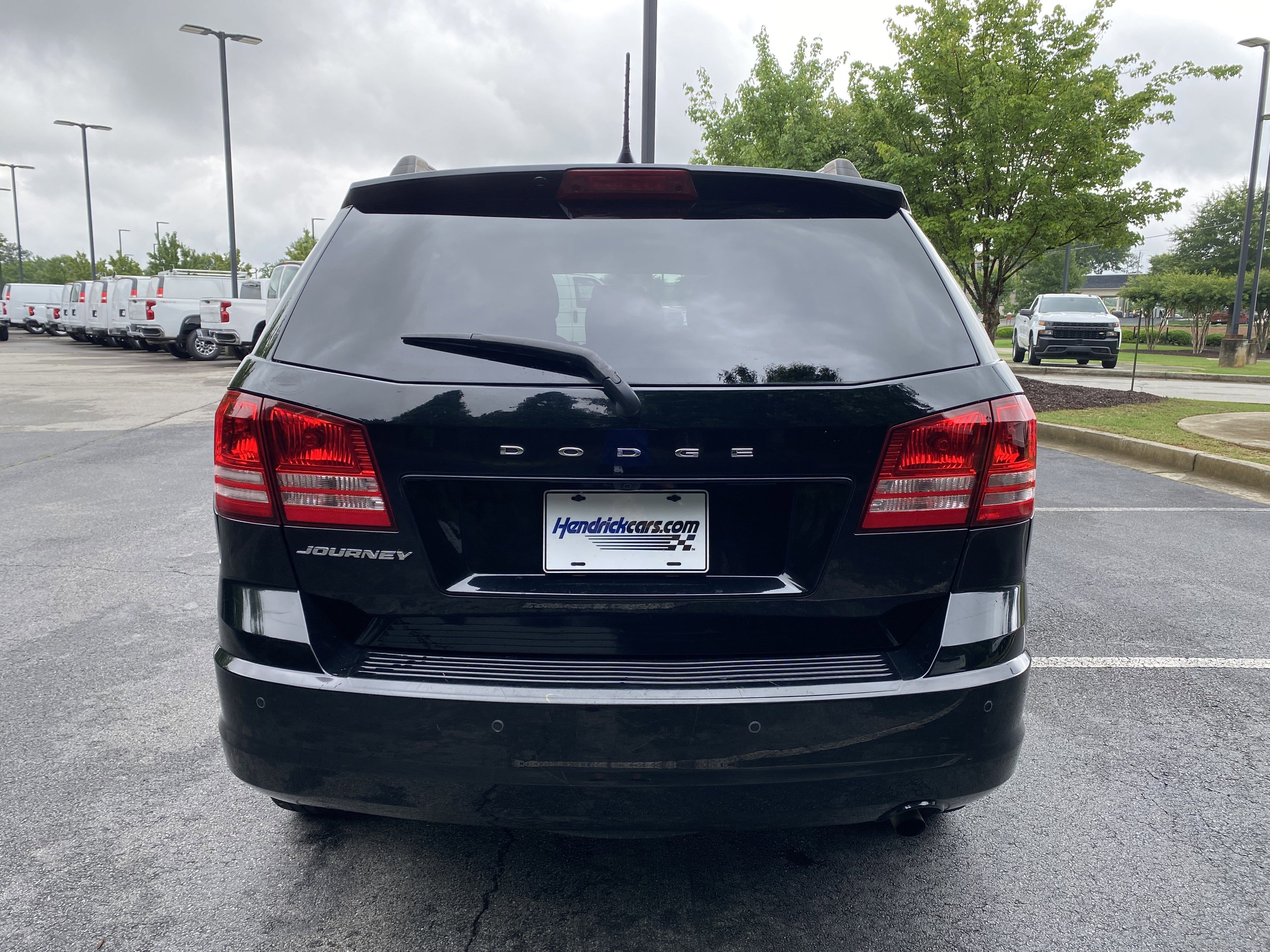 Used 2020 Dodge Journey SE w/ SE Popular Equipment Group FWD image 8