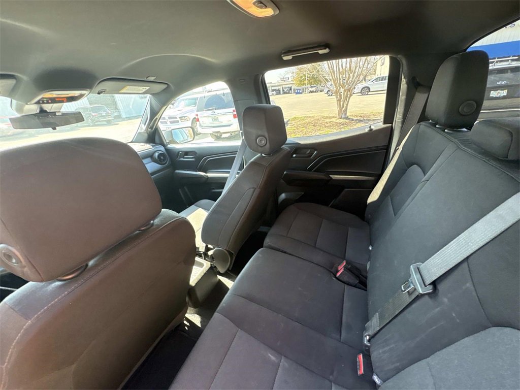 Used 2024 Chevrolet Colorado W/T image 14