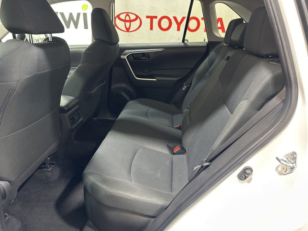 Used 2025 Toyota RAV4 LE image 18