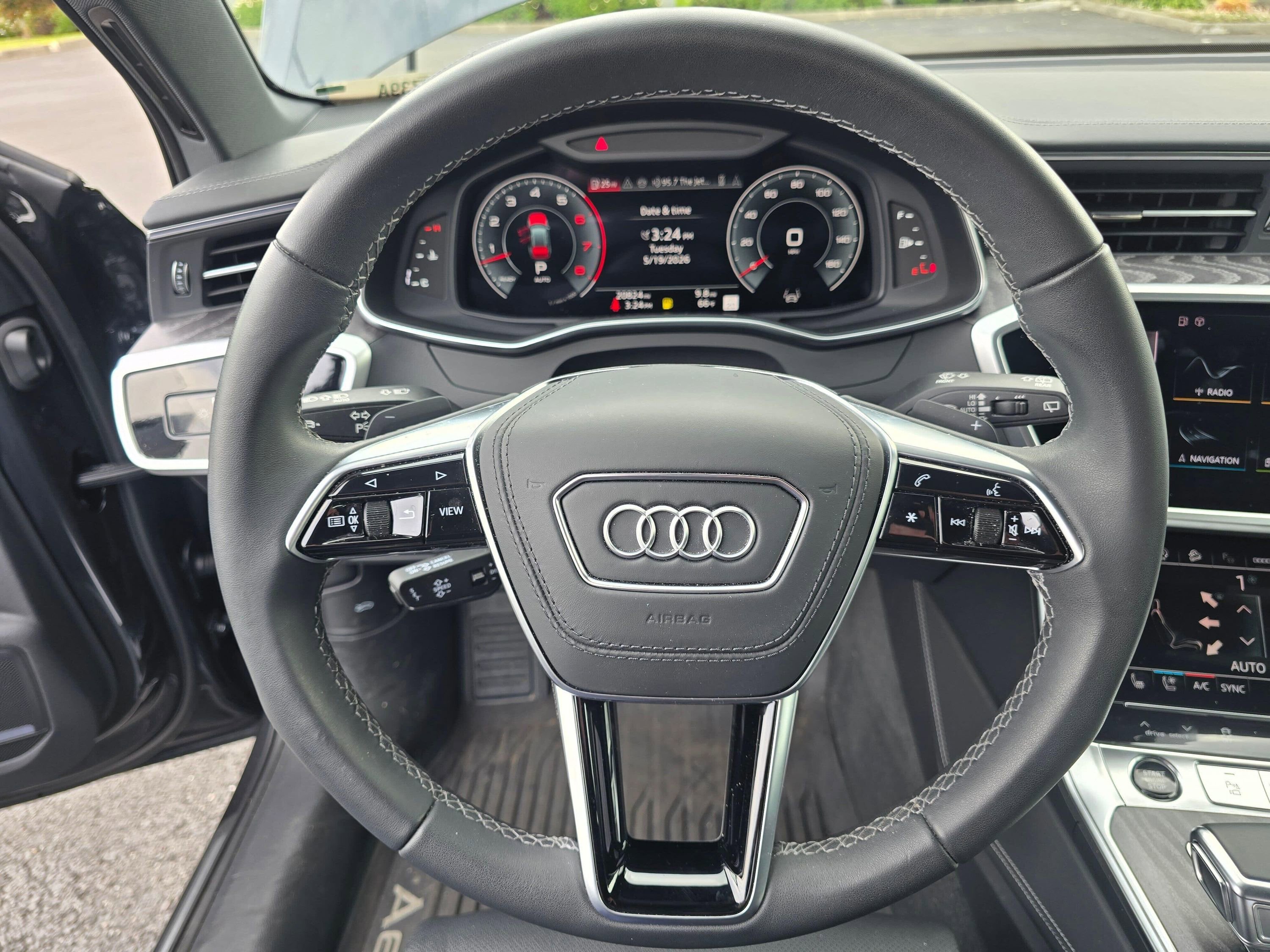 Used 2025 Audi A6 3.0T allroad Prestige AWD/4WD image 12