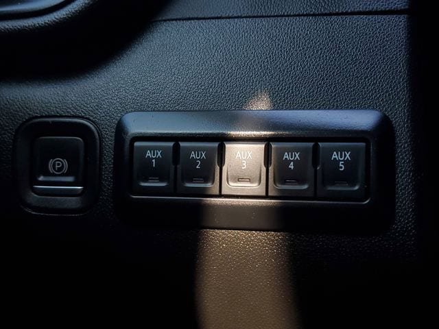 Used 2023 GMC Sierra 3500 Pro w/ Convenience Package image 30
