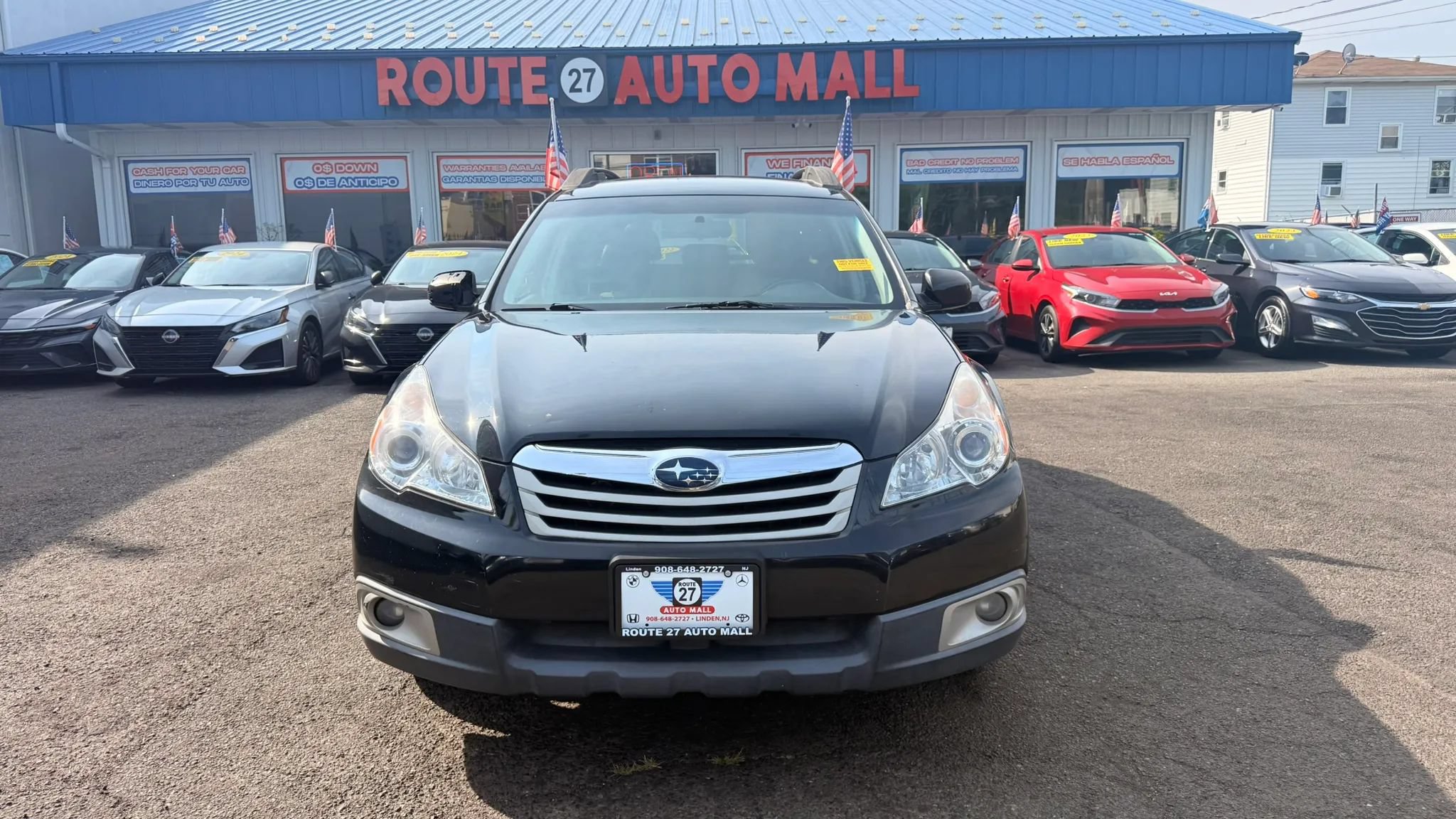 Used 2011 Subaru Outback 2.5i Premium w/ All-Weather Pkg AWD/4WD image 3