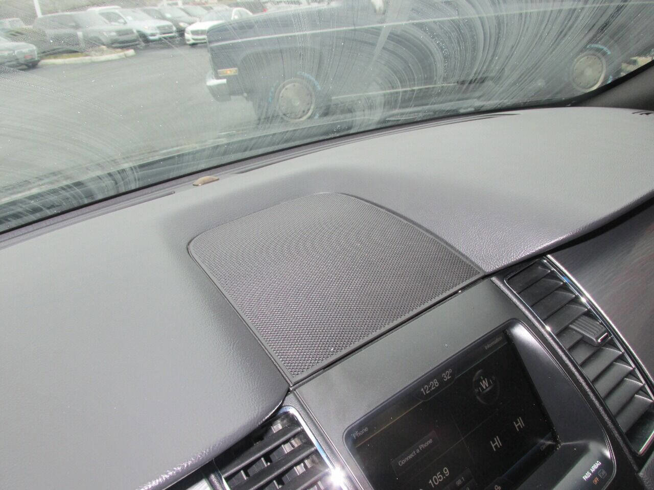 Used 2013 Ford Taurus SEL image 45