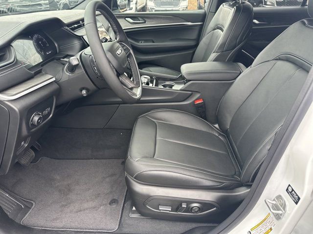 New 2026 Jeep Grand Cherokee Limited image 9