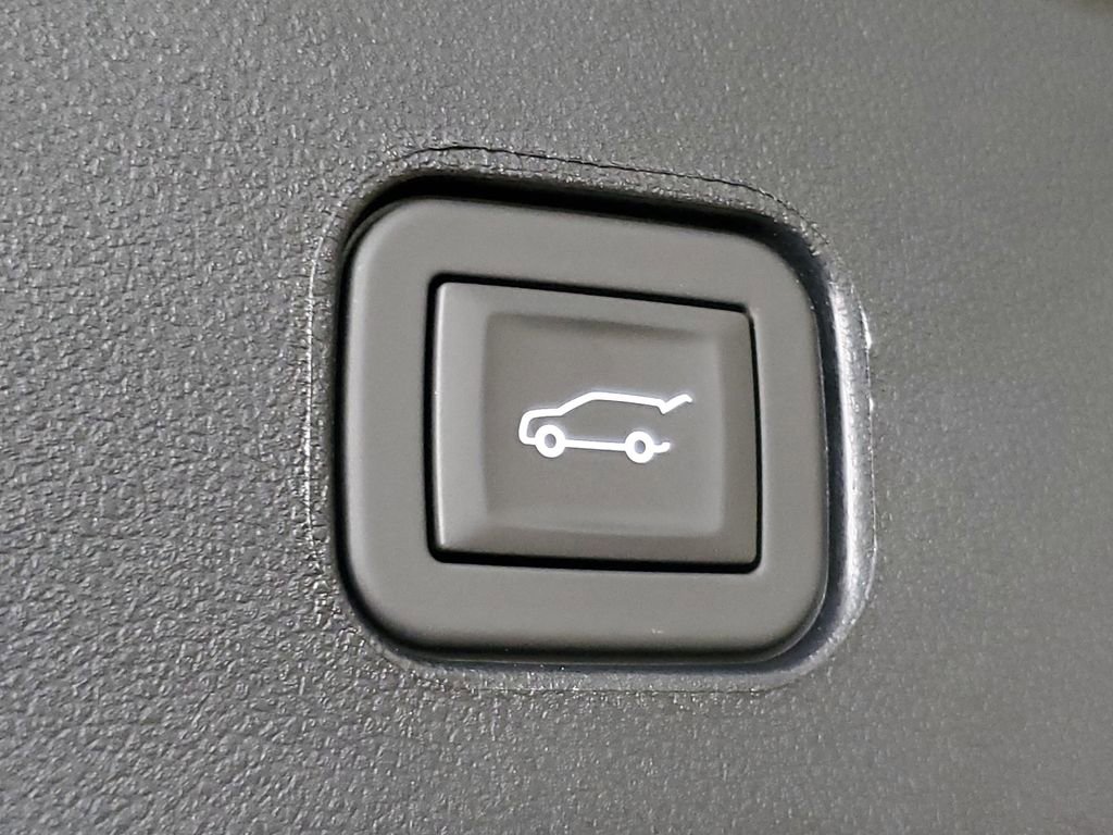 New 2026 Cadillac Lyriq Sport RWD image 8