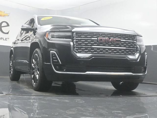 Used 2023 GMC Acadia Denali w/ Black Diamond Edition AWD/4WD image 3