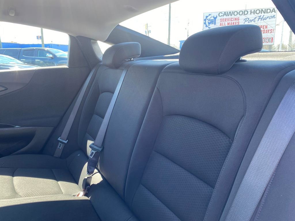 Used 2022 Chevrolet Malibu RS FWD image 14