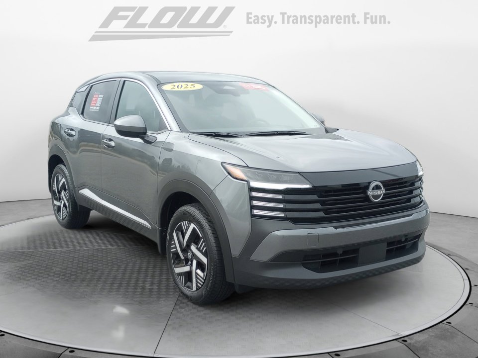 Used 2025 Nissan Kicks SV w/ Illumination Package