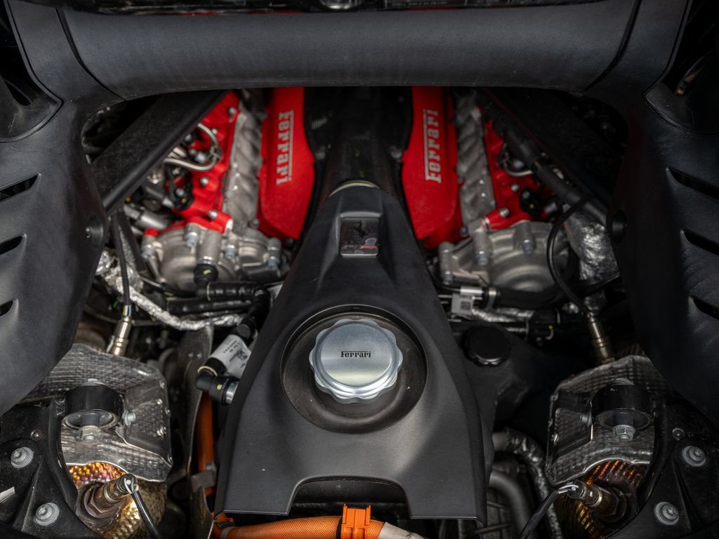 Certified 2024 Ferrari SF90 Spider AWD/4WD image 31