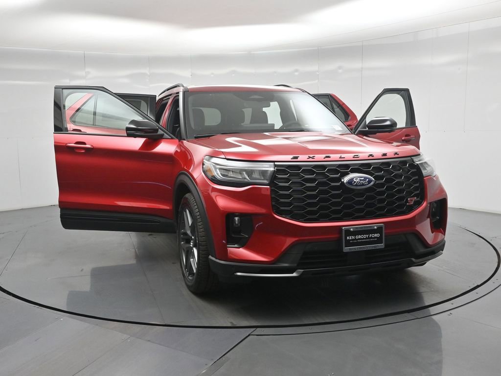 New 2026 Ford Explorer ST image 30