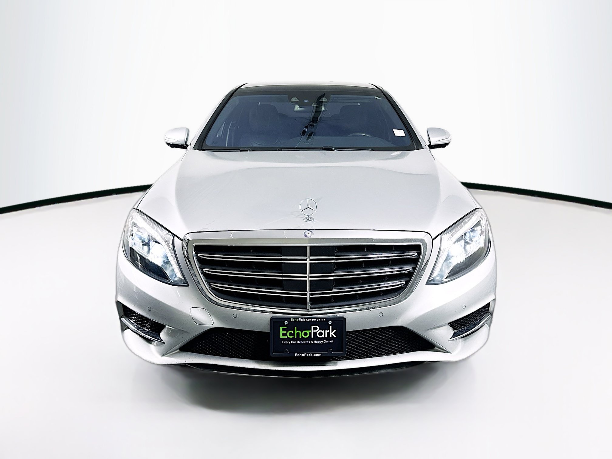 Used 2016 Mercedes-Benz S 550 Sedan image 2