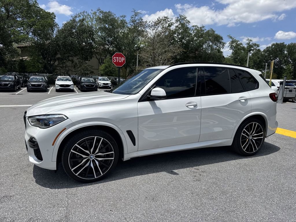 Used 2019 BMW X5 xDrive50i w/ M Sport Package AWD/4WD image 10