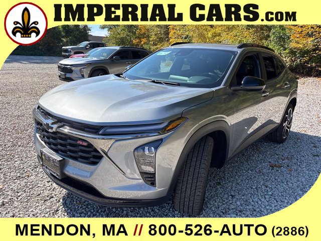 New 2026 Chevrolet Trax RS w/ Sunroof Package FWD image 5